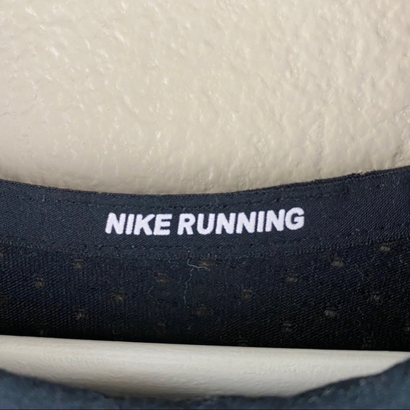 Nike Free Run Breathe Technology Top - Picture 6 of 6